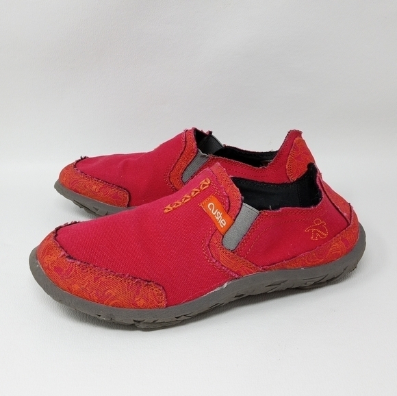 Cushe Girls/Boys Slip On Slippers Red Gray Moc Toe Low Top Youth 6 EUR 37 - Picture 1 of 14